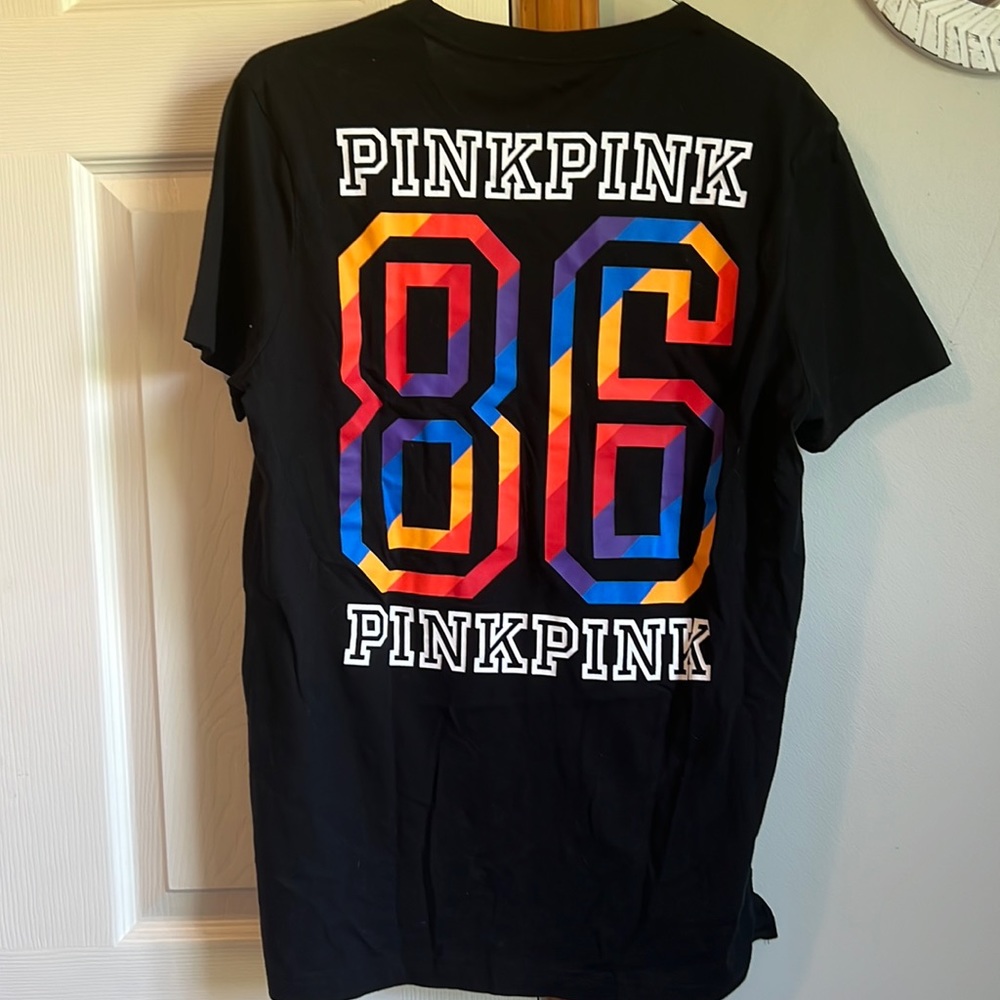 VS PINK t shirt